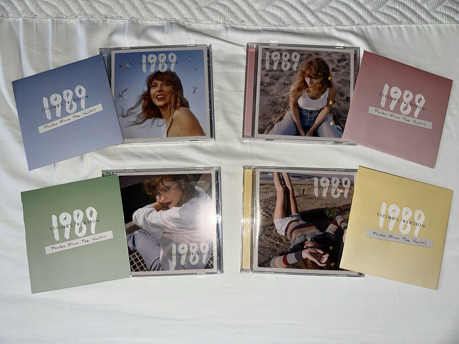 Taylor Swift 1989 (Taylor’s Version) CD Set of 4 With Polaroids