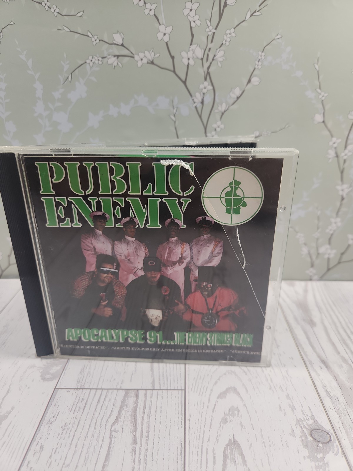 PUBLIC ENEMY – Apocalypse 91…The Enemy Strikes Black (CD/1991 Def Jam+) VG+