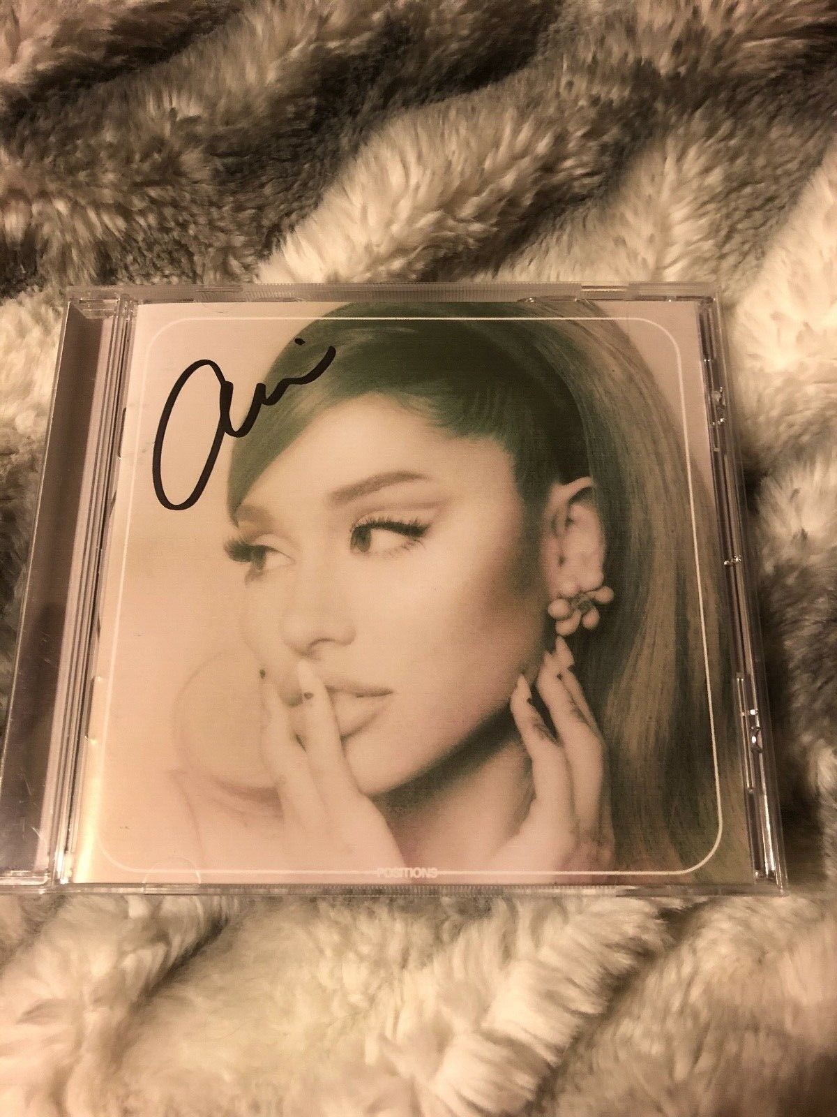 Ariana Grande Authentic Signed Positions CD Booklet *ARI* NEW