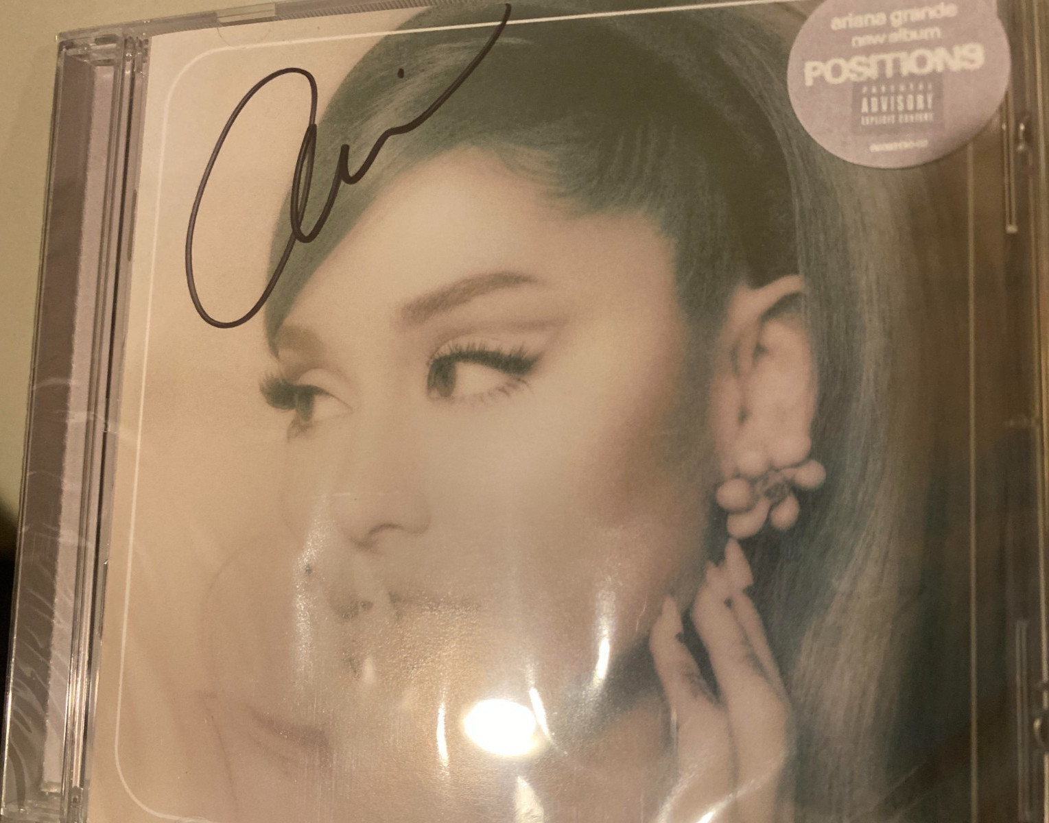 ARIANA GRANDE – POSITIONS – SIGNED / AUTOGRAPHED CD – BRAND NEW – SEALED