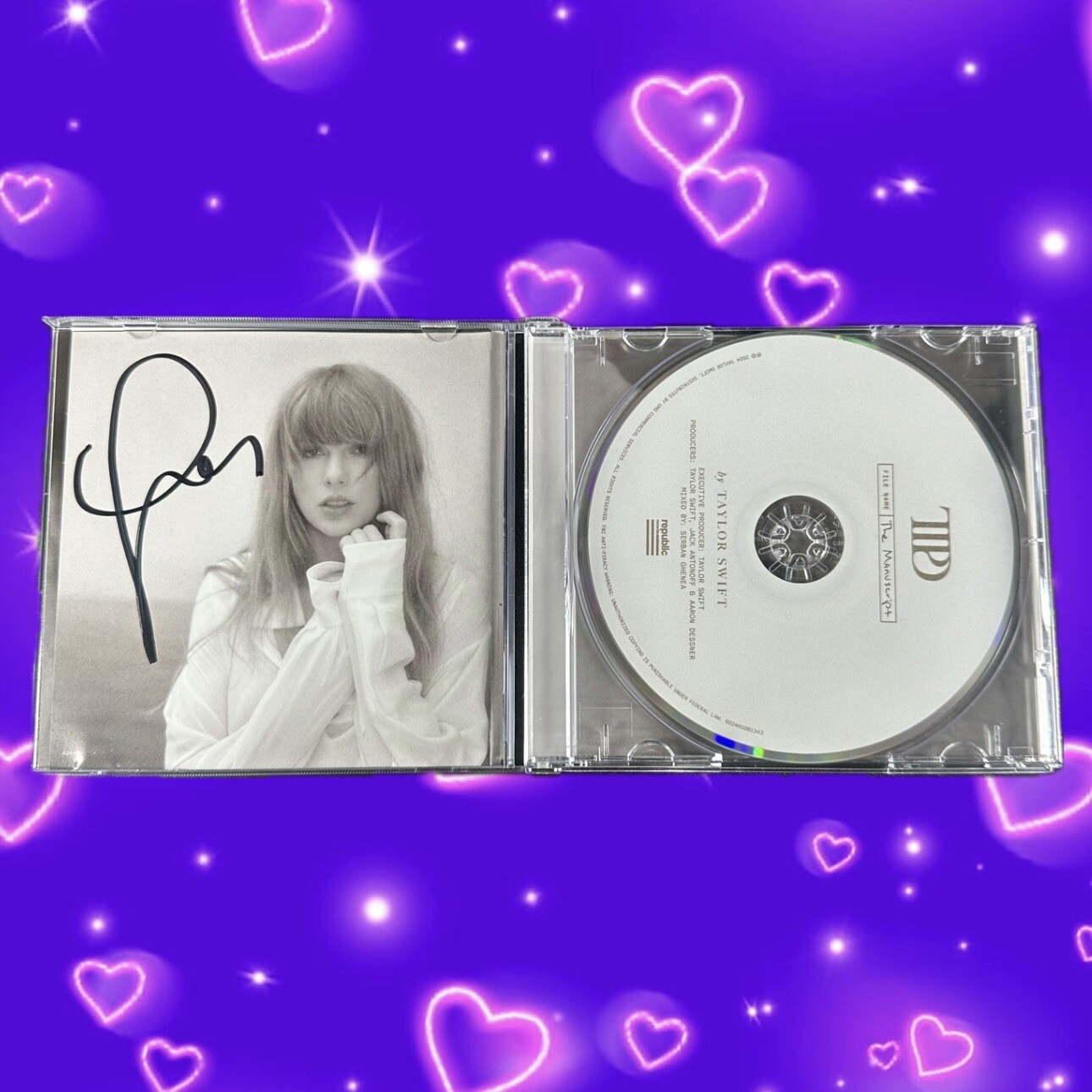 Taylor Swift Tortured Poets Department CD Bonus The Manuscript Hand Signed Photo